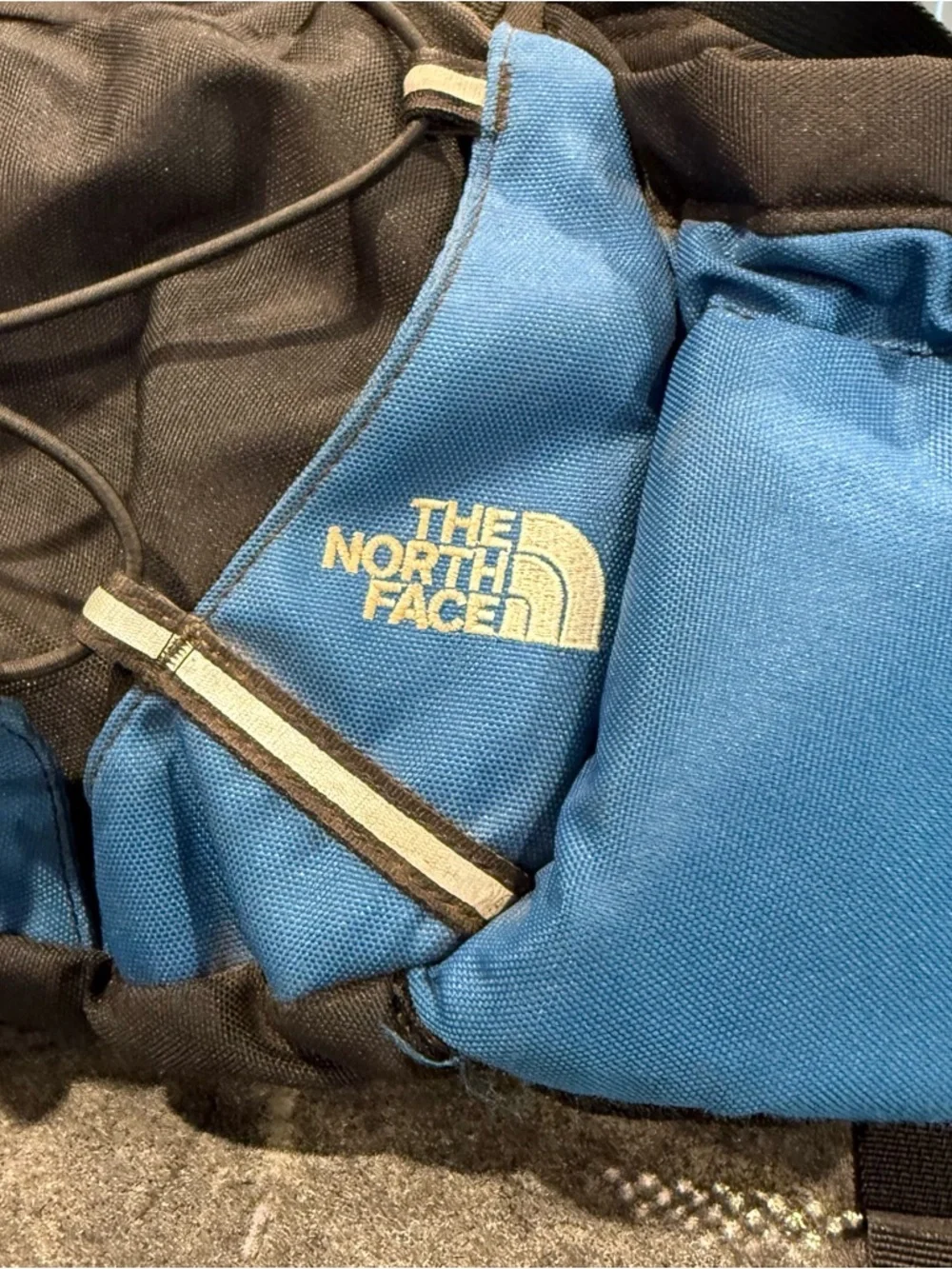 The North Face vintage lumbar hiking pack bag blue large pockets outdoor fanny